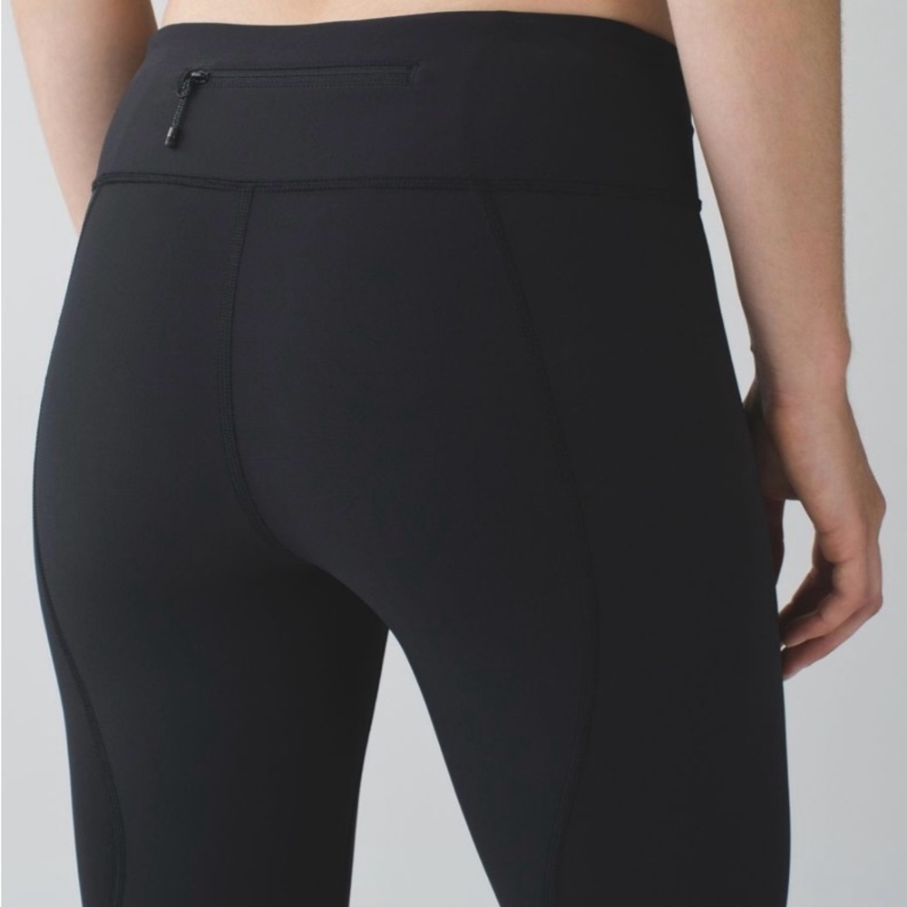 Lululemon black tight stuff tight legging size 6 - Picture 3 of 13